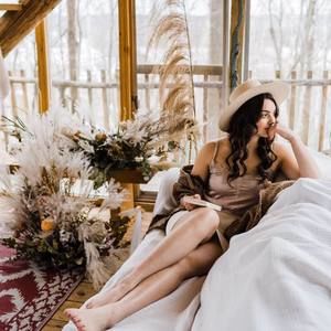 Meet your Posher, Cat